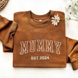 Custom Mama Embroidered Sweatshirt,Custom Mama Crewneck With Kids Names, Heart On Sleeve, Gift For New Mom, Mother's Day Gift